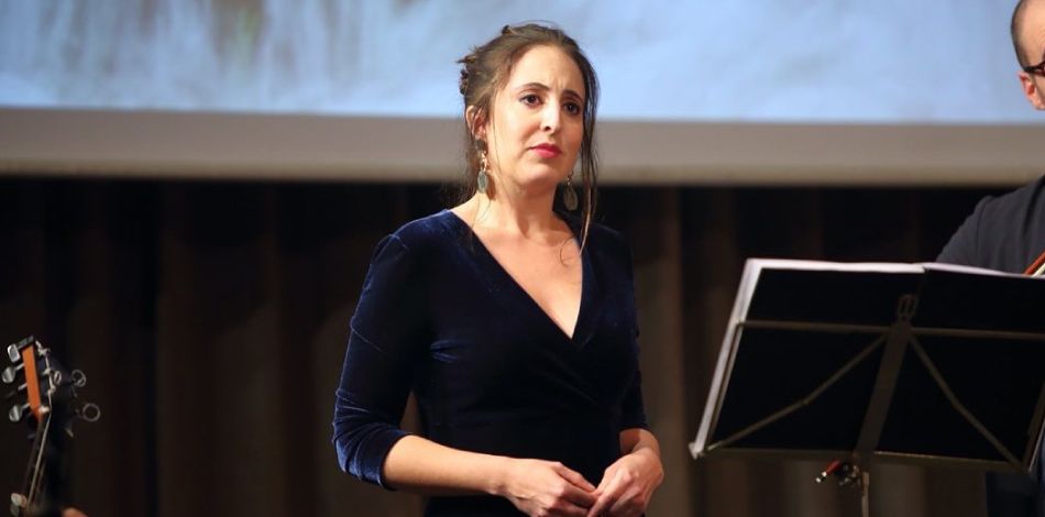 Irene Mas Salom, graduated soprano at the Liceu Conservatory, resident artist of the Lied Festival Victoria de los Ángeles