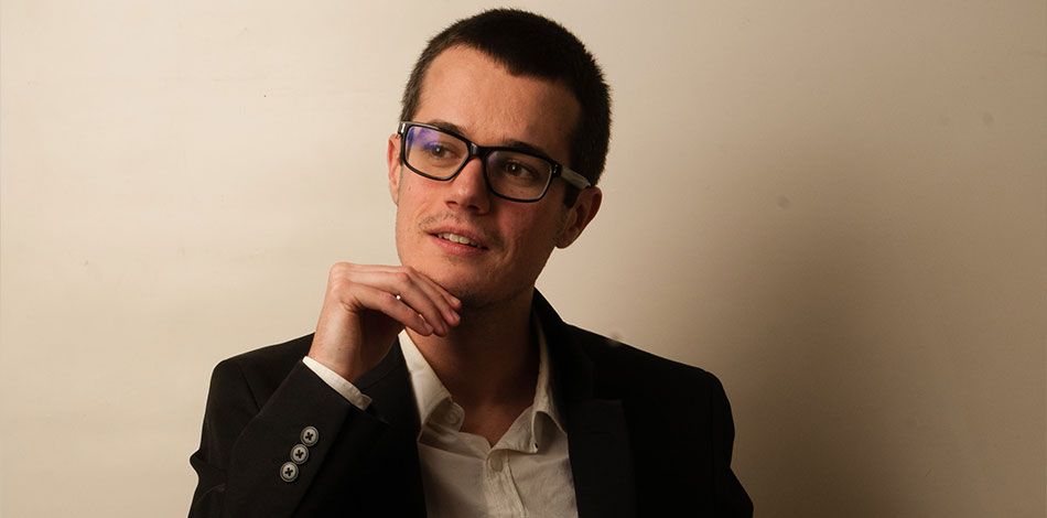 Asier Olabarrieta, exalumno del Centro Superior Liceu, presenta su primer trabajo discográfico: Retrato para Big Band