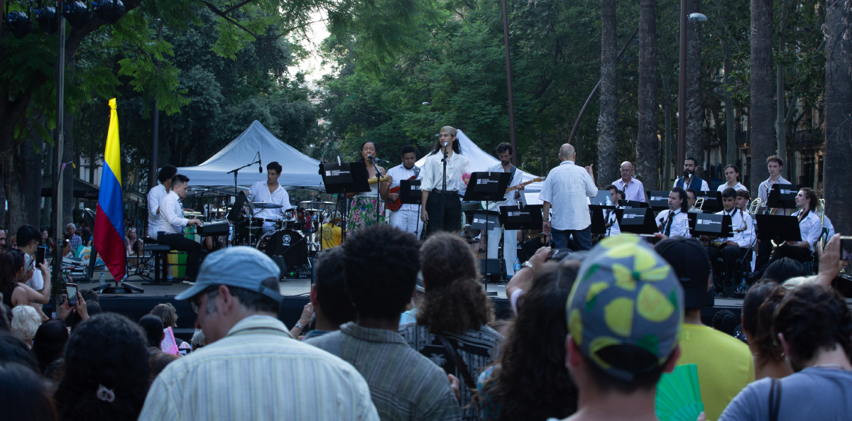 La Fundación Conservatori Liceu participa en la celebración del Día Nacional de Colombia con un gran Concierto de la Big Band Liceu en la Rambla del Raval