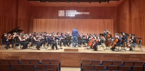 El 26 de novembre s’han iniciat els concerts de Nadal del Centre Professional Conservatori Liceu amb un concert de l’Orquestra de Corda i el Cor a l’Auditori Conservatori Liceu