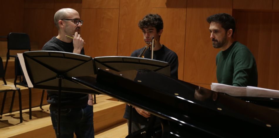 Miquel Muñiz, graduat del Conservatori Liceu, estrena “Stealing Time C” obra del professor Octavi Rumbau