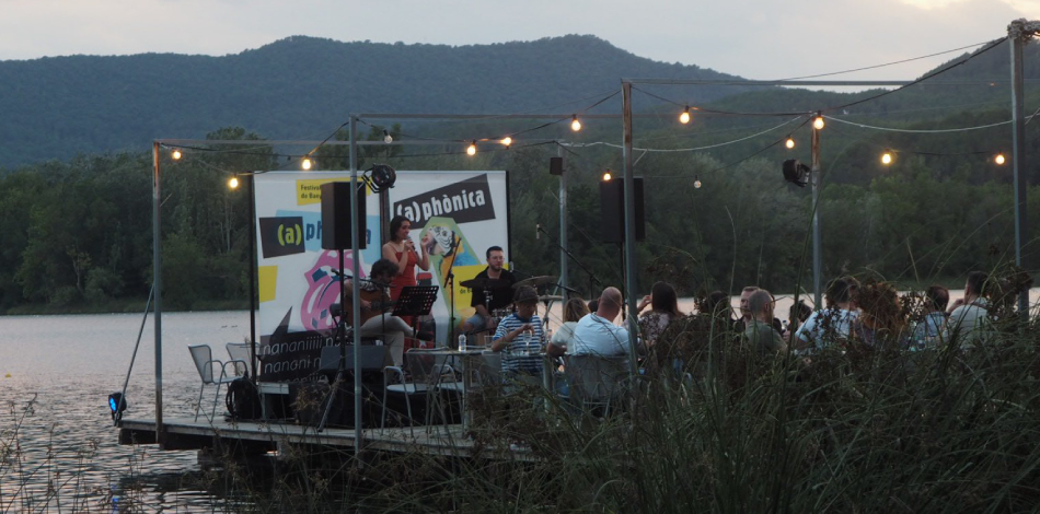 Leyre Estruch, alumna del Conservatori Superior Liceu, actua al Festival de la Veu de Banyoles, (A)phònica