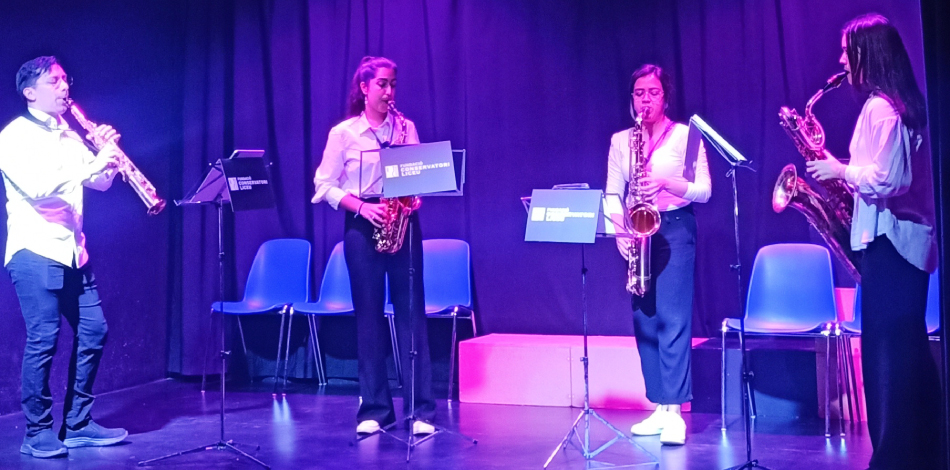 Àgora Quartet, format per alumnes del Conservatori Superior Liceu, actua a l’escola Josep Sol i Rodríguez coincidint amb la festivitat de Santa Cecília