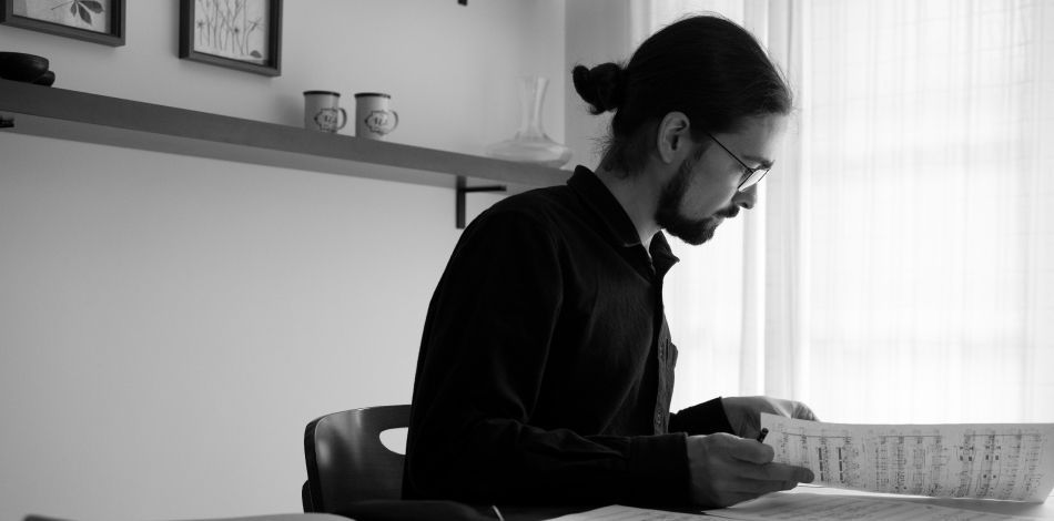 Gerard Erruz, graduat en composició al Conservatori Liceu, presenta el projecte "La Coreografia del So"