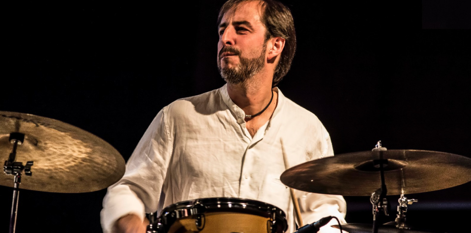 Gonzalo del Val, Cap del Departament de Jazz i Música moderna del Conservatori Superior Liceu, ha estat seleccionat per participar al JazzEñe 2023