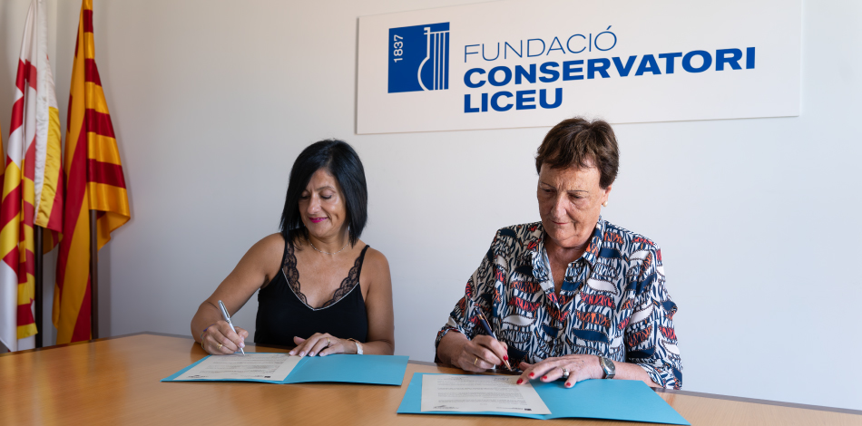 Signatura d'un nou conveni entre el Conservatori del Liceu i la Fundació Antigues Caixes Catalanes de Manlleu, Sabadell i Terrassa (FACC) per el Premi BBVA de Música de Cambra Montserrat Alavedra