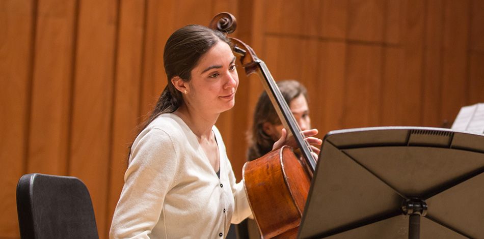 Paula Sánchez Lahoz, exalumna de la Fundació Conservatori Liceu i becaria de la Fundació de Música Ferrer-Salat, guanyadora d’una beca MAEC-AECID