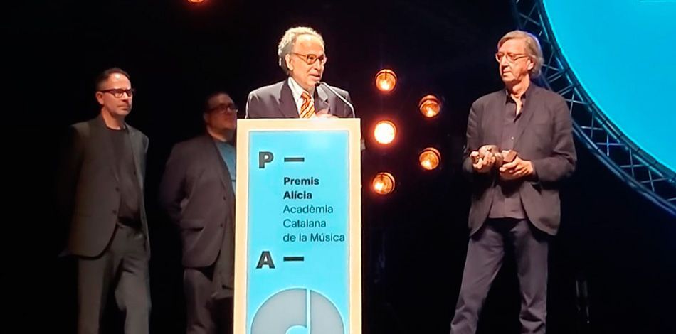 El professor Benet Casablancas guanya el premi a l’Autoria dels Premis Alícia