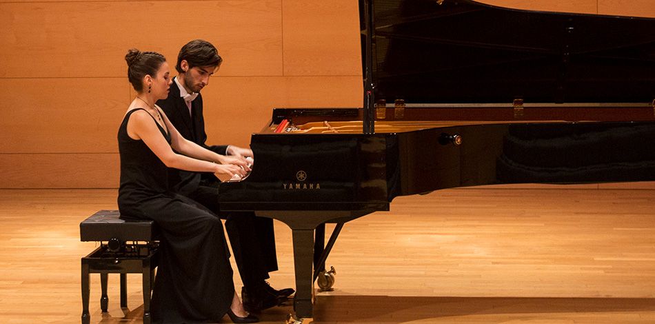 Bernat Sánchez i Júlia Fortuny, exalumnes del Centre Superior Liceu, premiats en diversos concursos internacionals