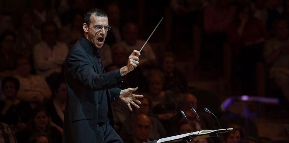 El compositor i director Xavier Pagès-Corella, professor del Centre Superior Liceu, protagonista al programa Tot es mou de Tv3